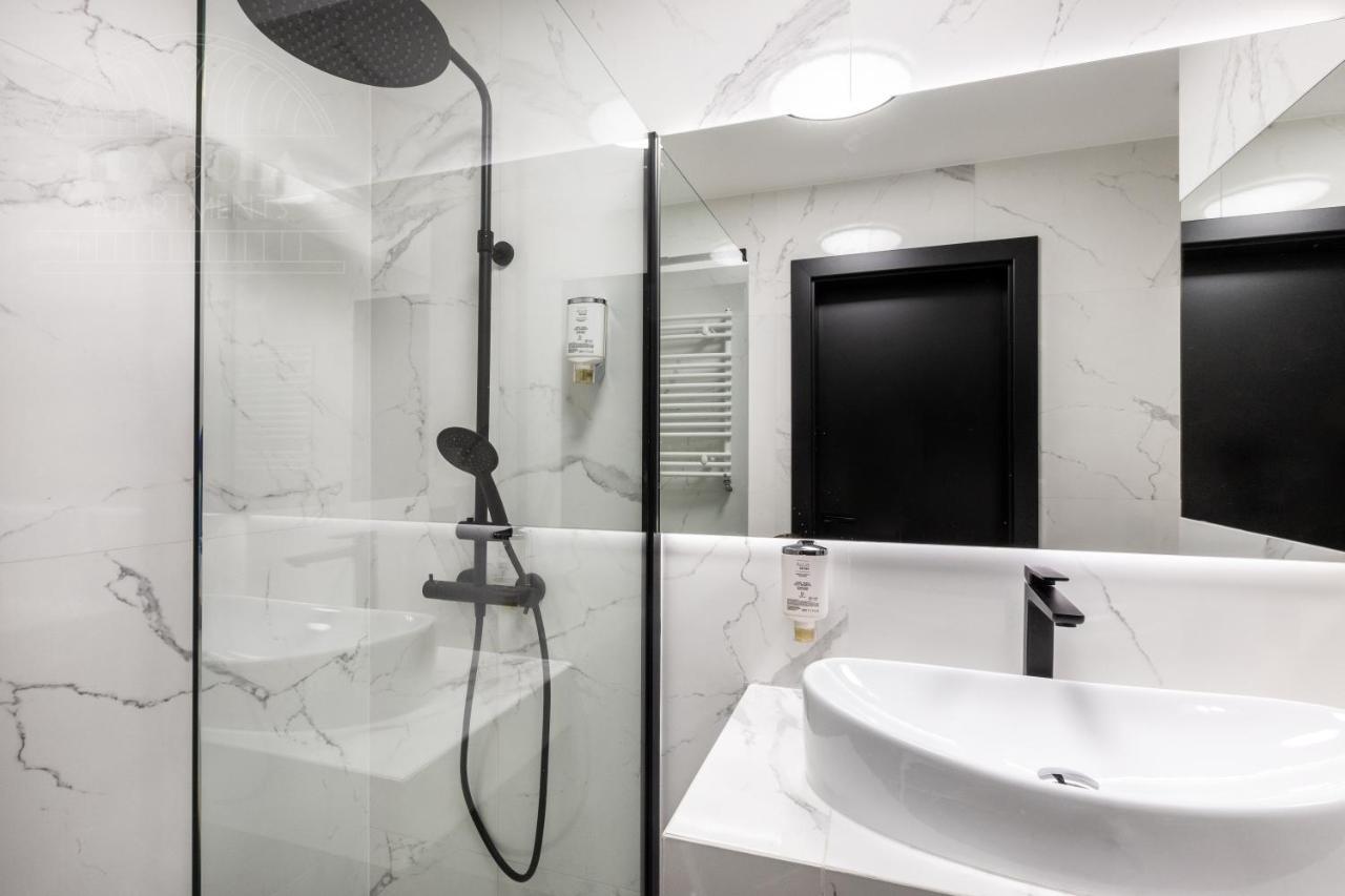 كراكوفيا Fragola Apartments Rajska 3 - Modern Studios, Park المظهر الخارجي الصورة