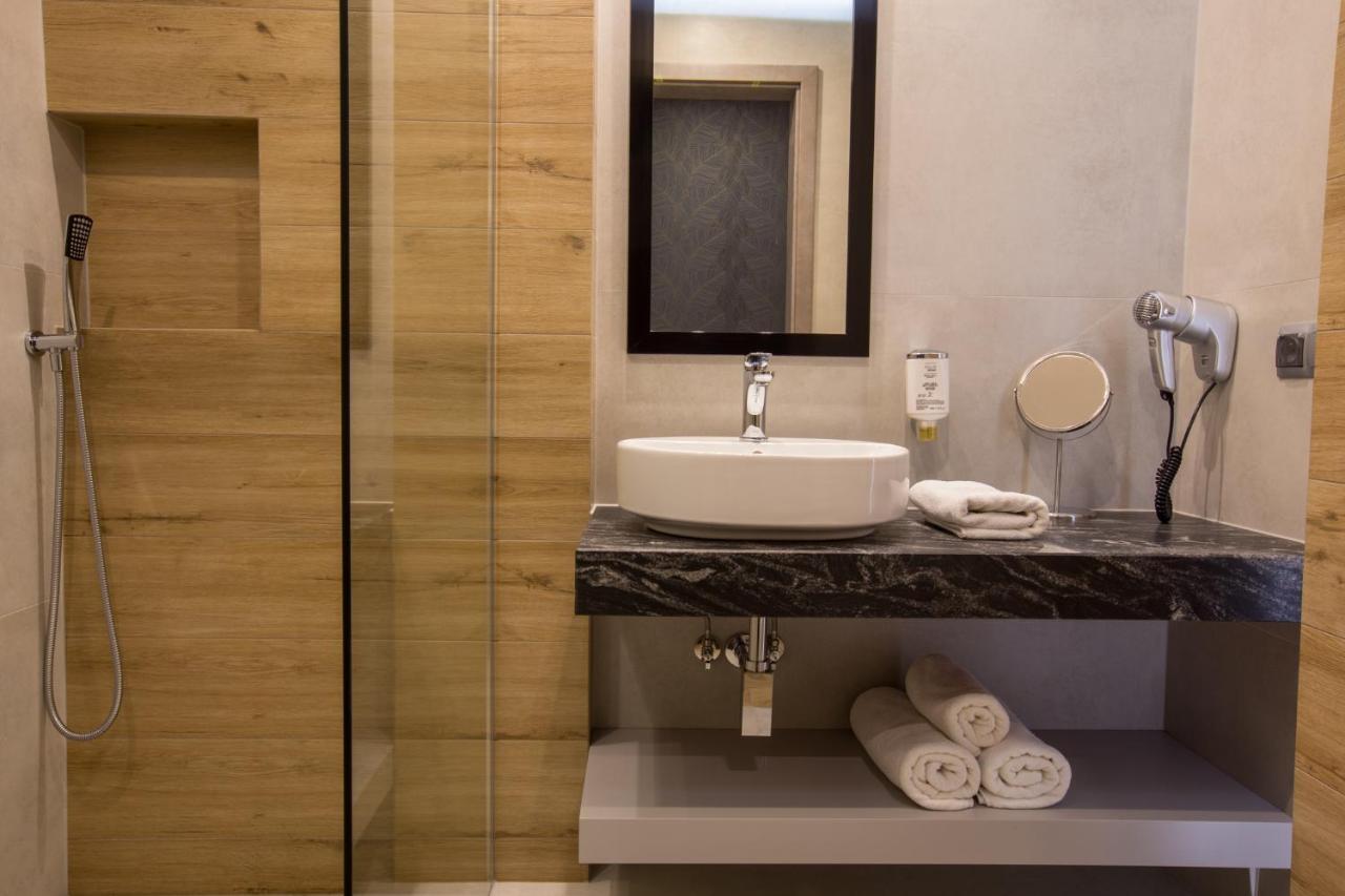 كراكوفيا Fragola Apartments Rajska 3 - Modern Studios, Park المظهر الخارجي الصورة