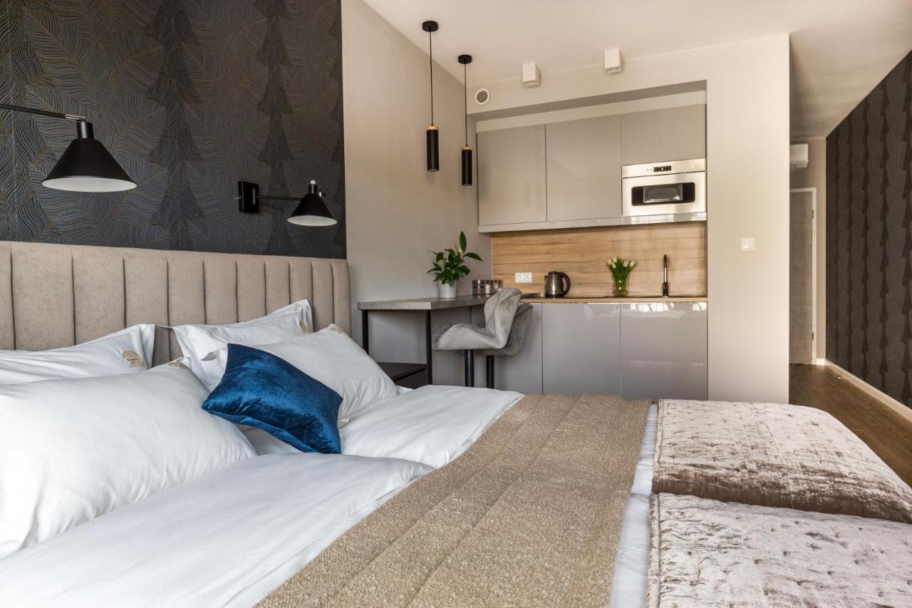 كراكوفيا Fragola Apartments Rajska 3 - Modern Studios, Park المظهر الخارجي الصورة